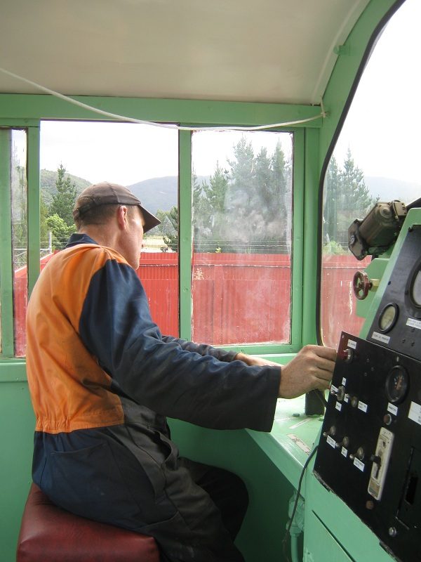 Driving cab of Tr189.