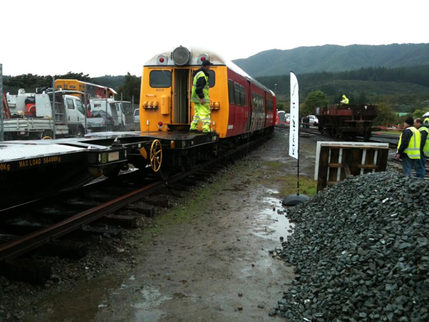 Cyclops propelled slowly though the slew into our site. Photo: Hugh McCracken