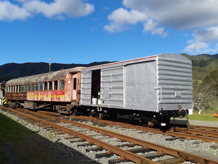 Kp2118 briefly outside in the sunshine during a shunt, coupled to A1896 and Tr189. Photo: Ben Calcott