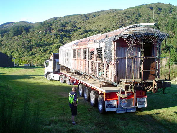 Aa1060 loaded onto quad trailer