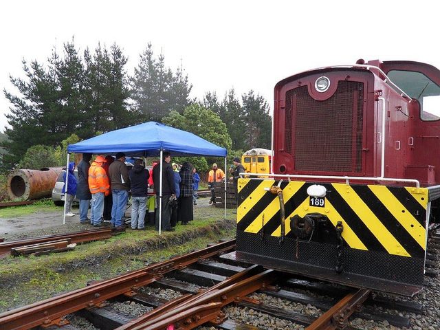 Speech at start of Tr 189 officially recommissioning. Photo: Glenn Fitzgerald.